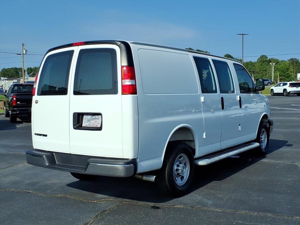 Used 2025 Chevrolet Express 2500 w/ Driver Convenience Package RWD image 15
