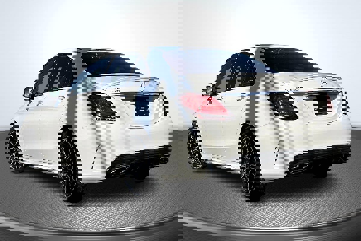 Used 2020 Mercedes-Benz C 300 Sedan image 2