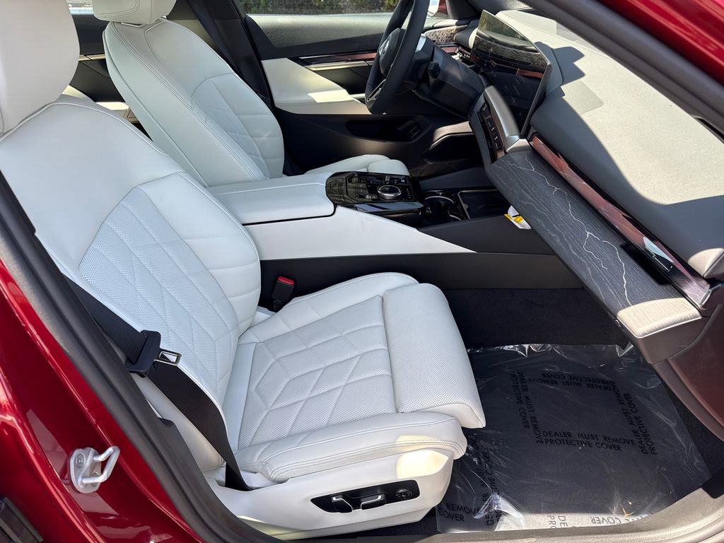 New 2026 BMW i5 eDrive40 w/ M Sport Package RWD image 13