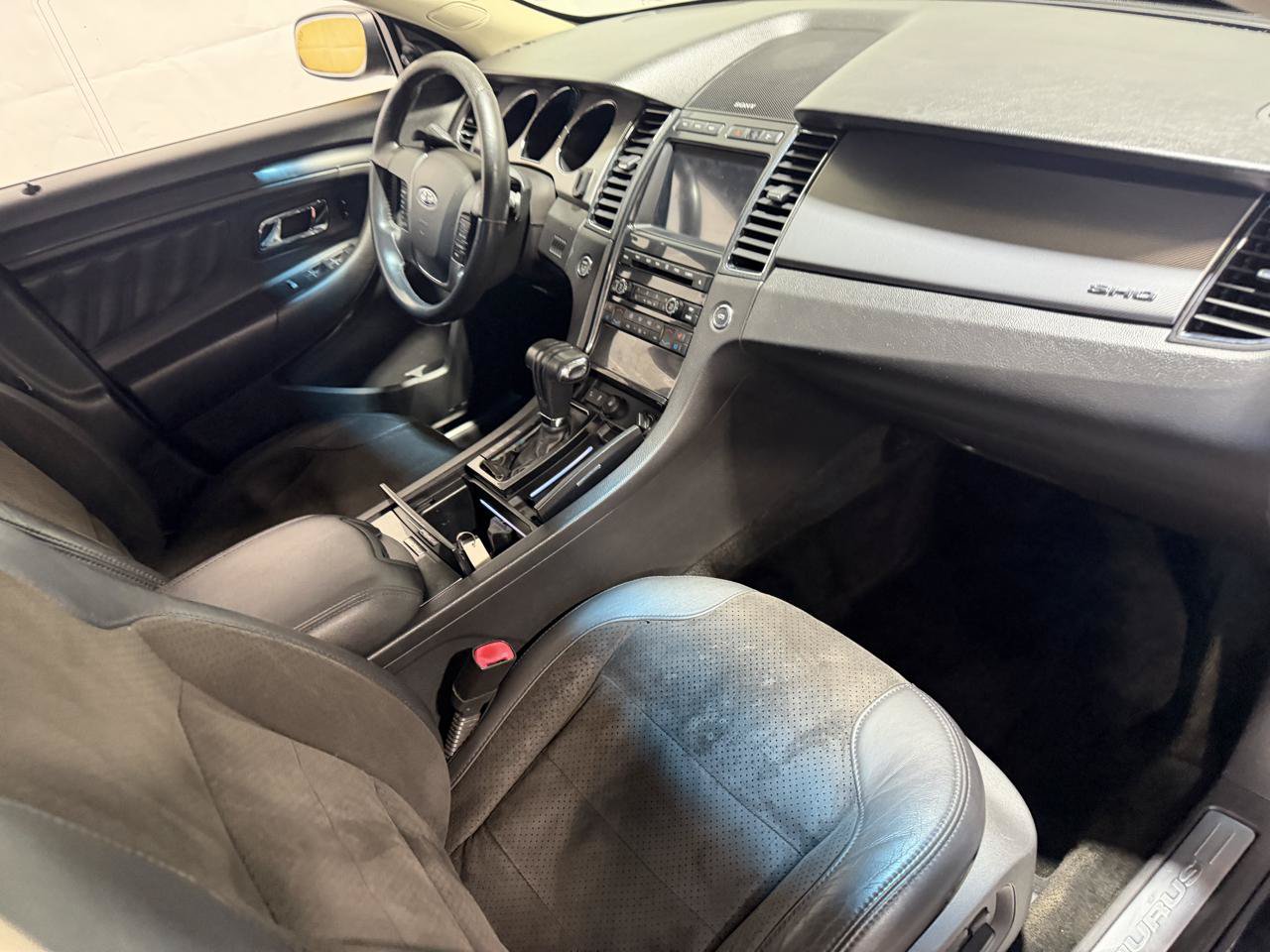 Used 2012 Ford Taurus SHO AWD/4WD image 11