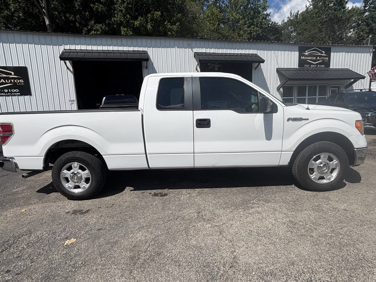 Used 2011 Ford F150 XLT image 5