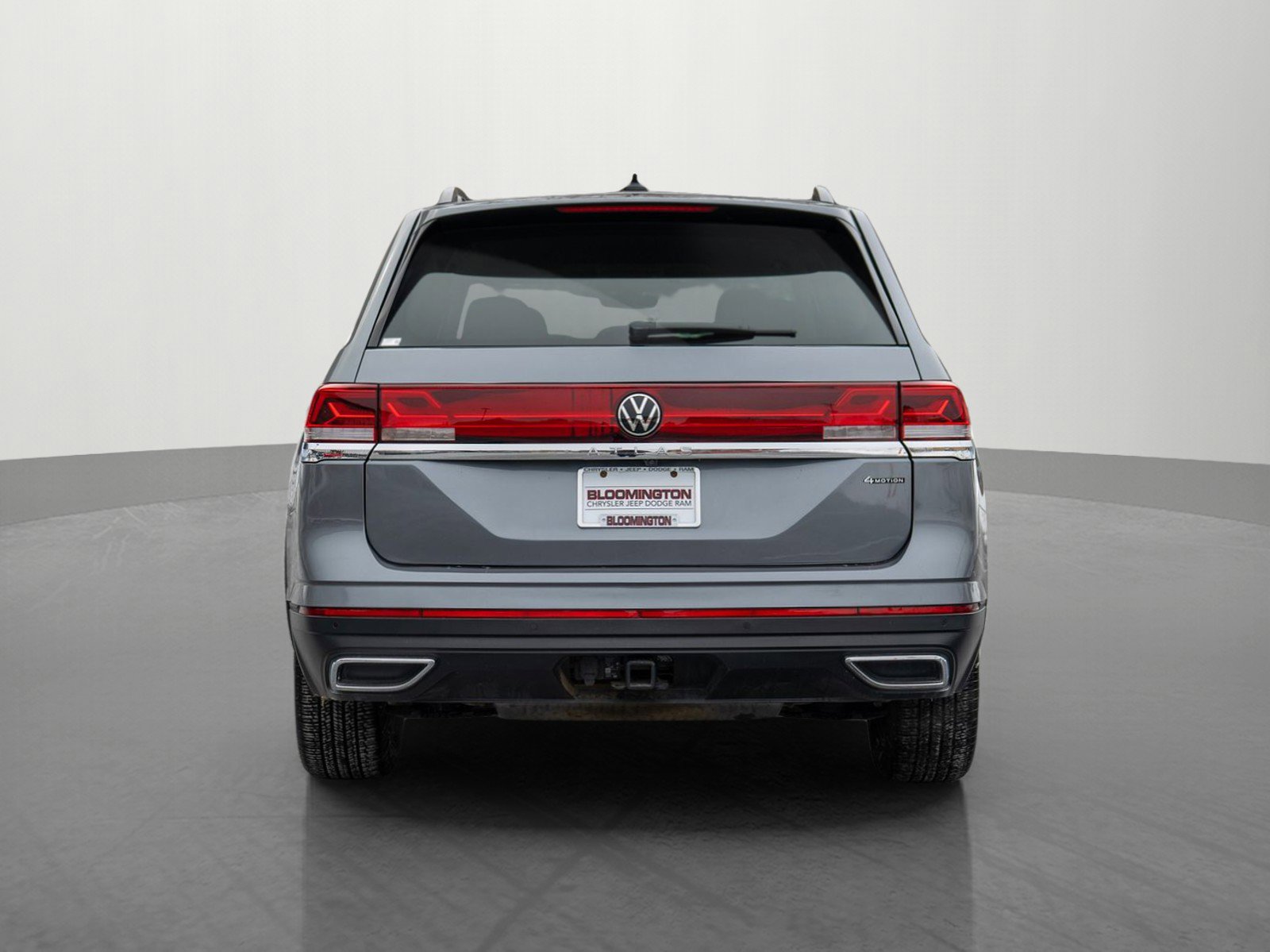 Used 2025 Volkswagen Atlas SE image 6