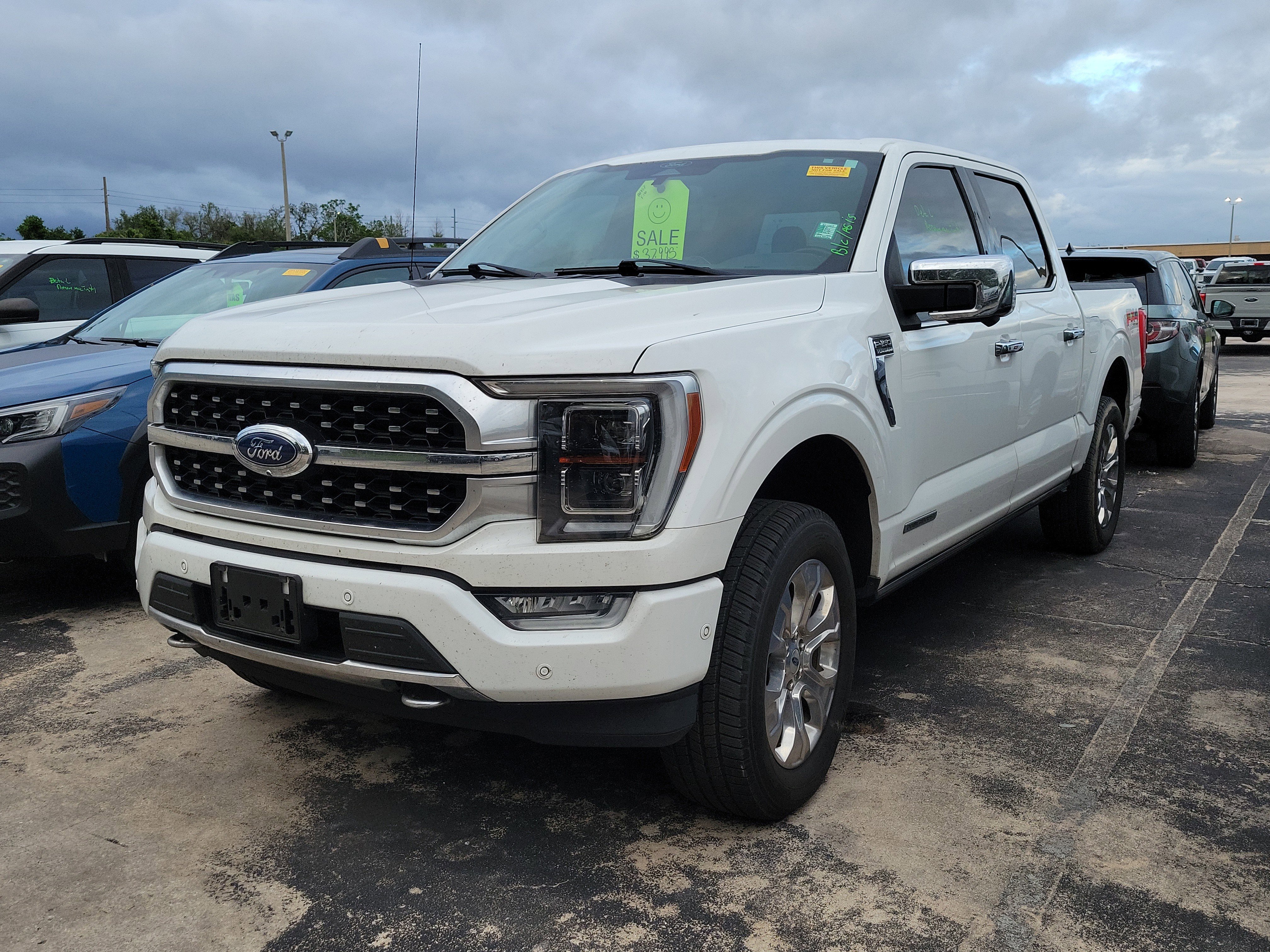 Used 2021 Ford F150 Platinum w/ Equipment Group 701A High image 3