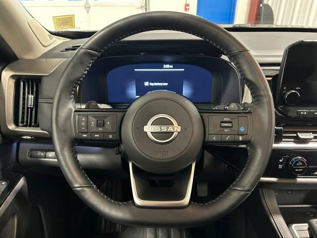 Used 2024 Nissan Pathfinder Platinum w/ Cargo Package AWD/4WD image 15