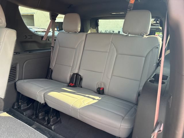 Used 2024 Chevrolet Suburban Z71 w/ Z71 Off-Road Package AWD/4WD image 21