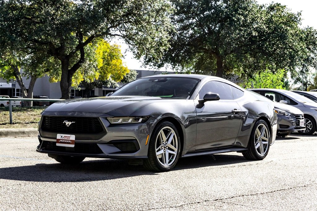Used 2024 Ford Mustang Premium image 9