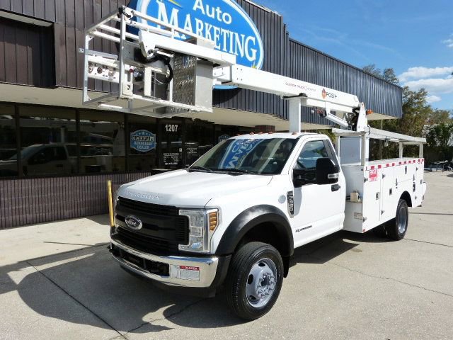 Used 2019 Ford F550 2WD Regular Cab Super Duty image 2