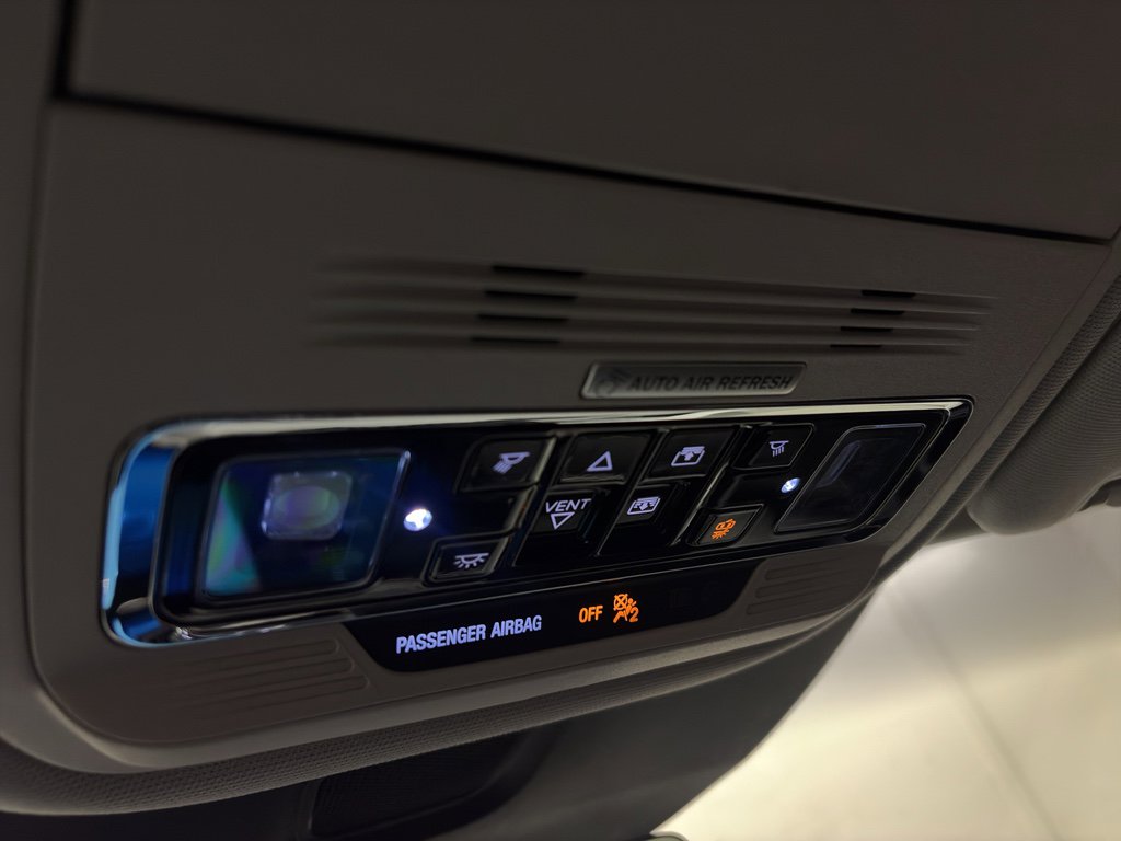 Used 2025 Lincoln Aviator AWD w/ Jet Appearance Package image 31