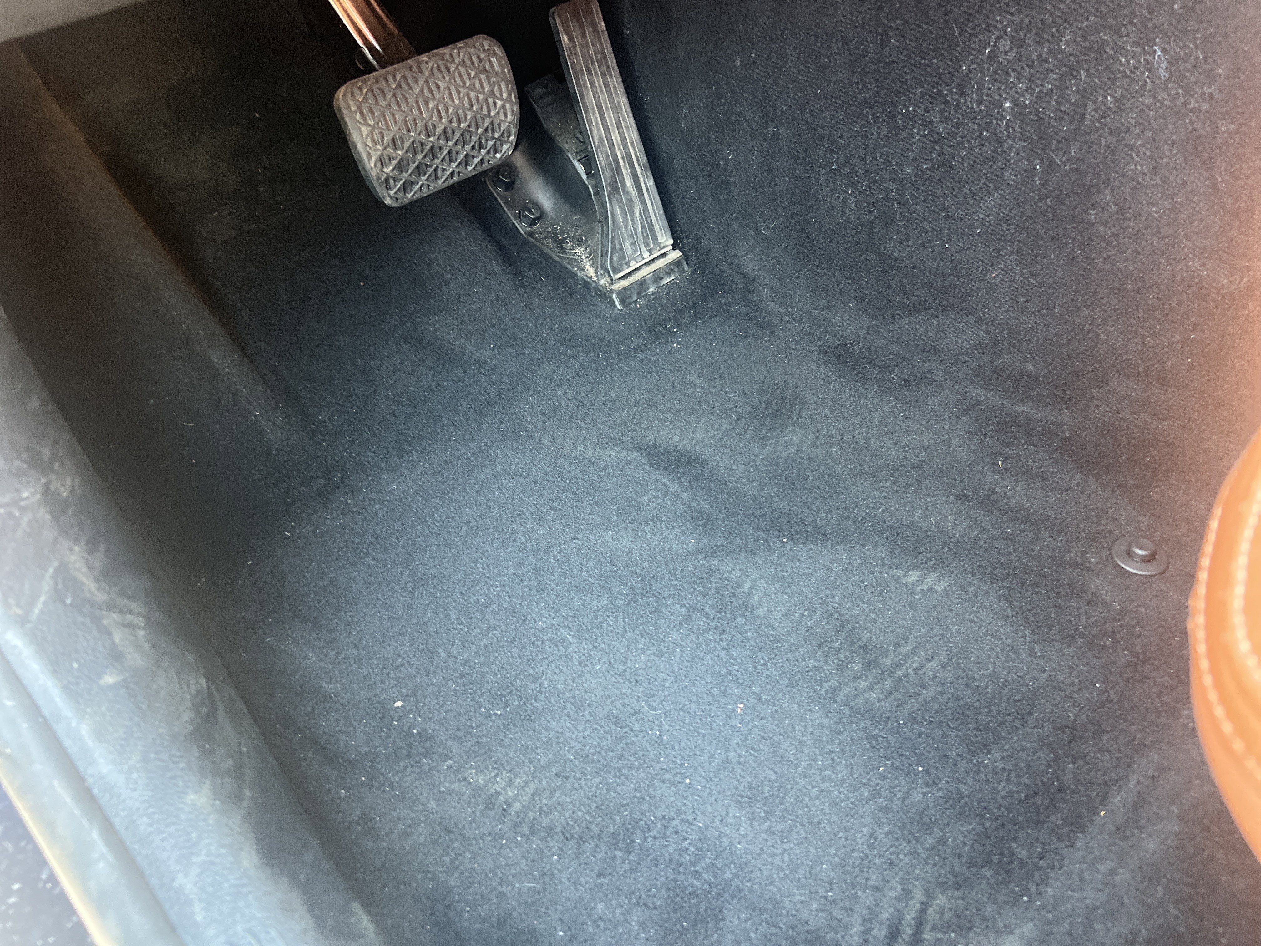 Used 2024 Mercedes-Benz GLC 300 4MATIC image 17