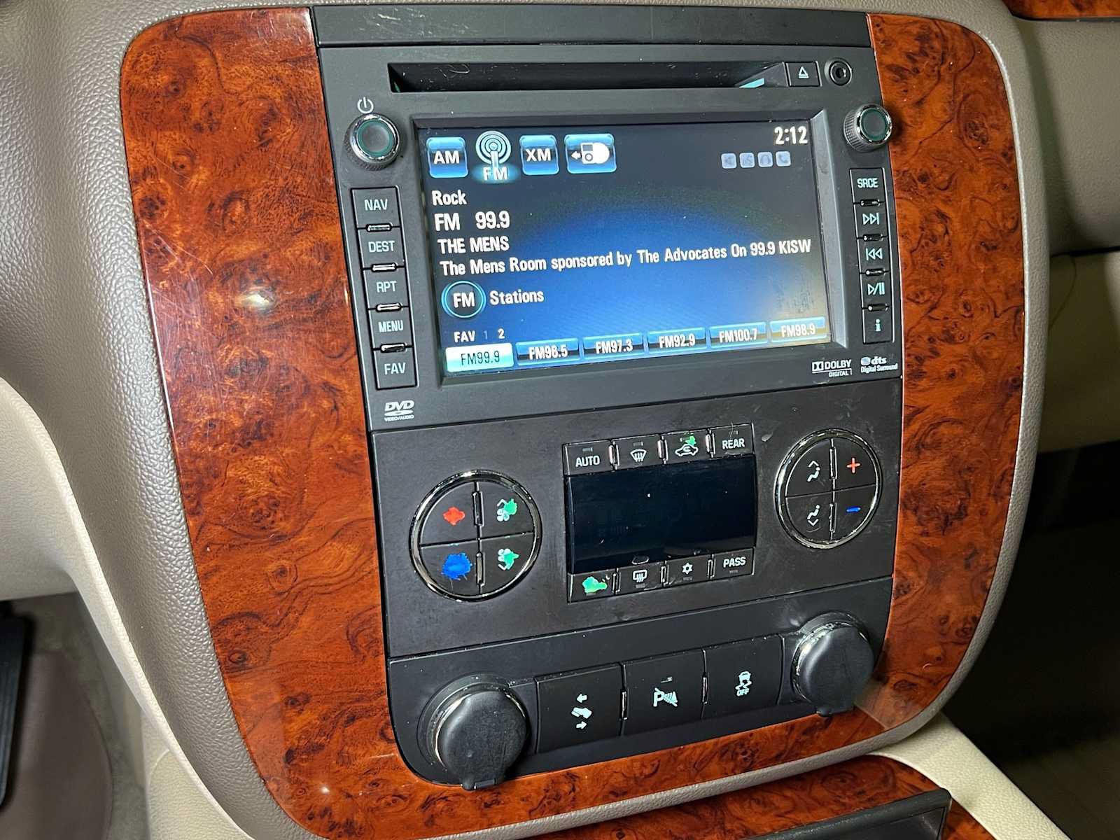 Used 2014 Chevrolet Tahoe LTZ AWD/4WD image 33