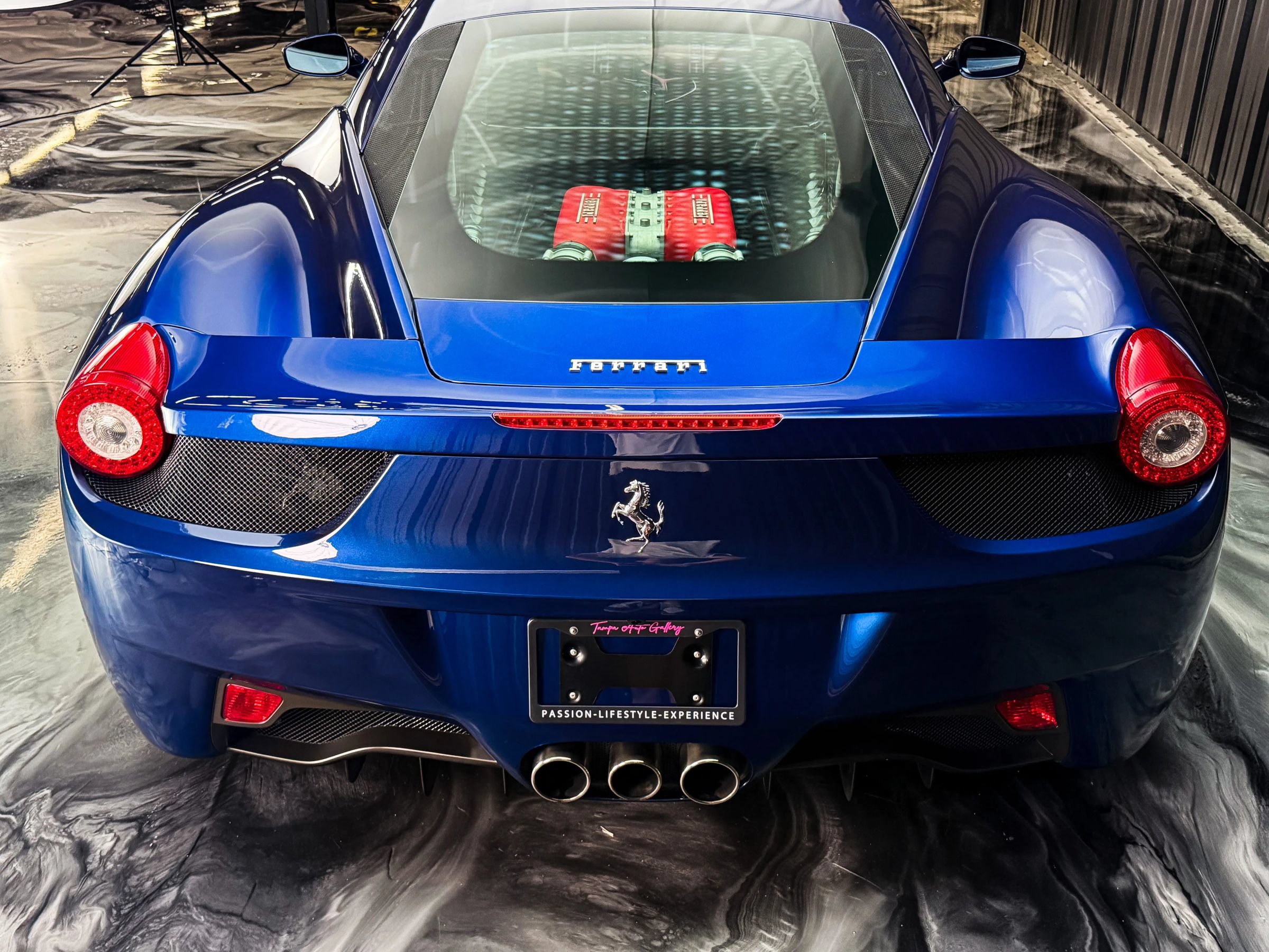 Used 2014 Ferrari 458 Italia Coupe RWD image 10