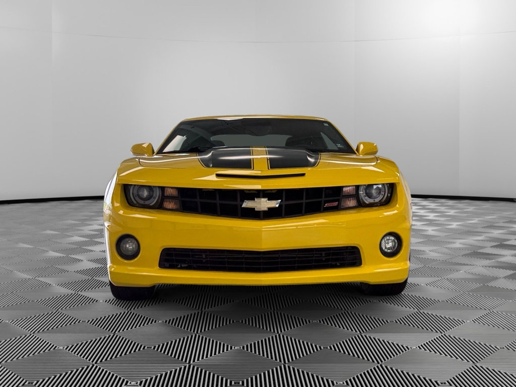 Used 2010 Chevrolet Camaro SS w/ RS Package RWD image 3