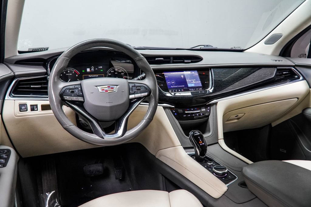 Used 2022 Cadillac XT6 Premium Luxury AWD/4WD image 16