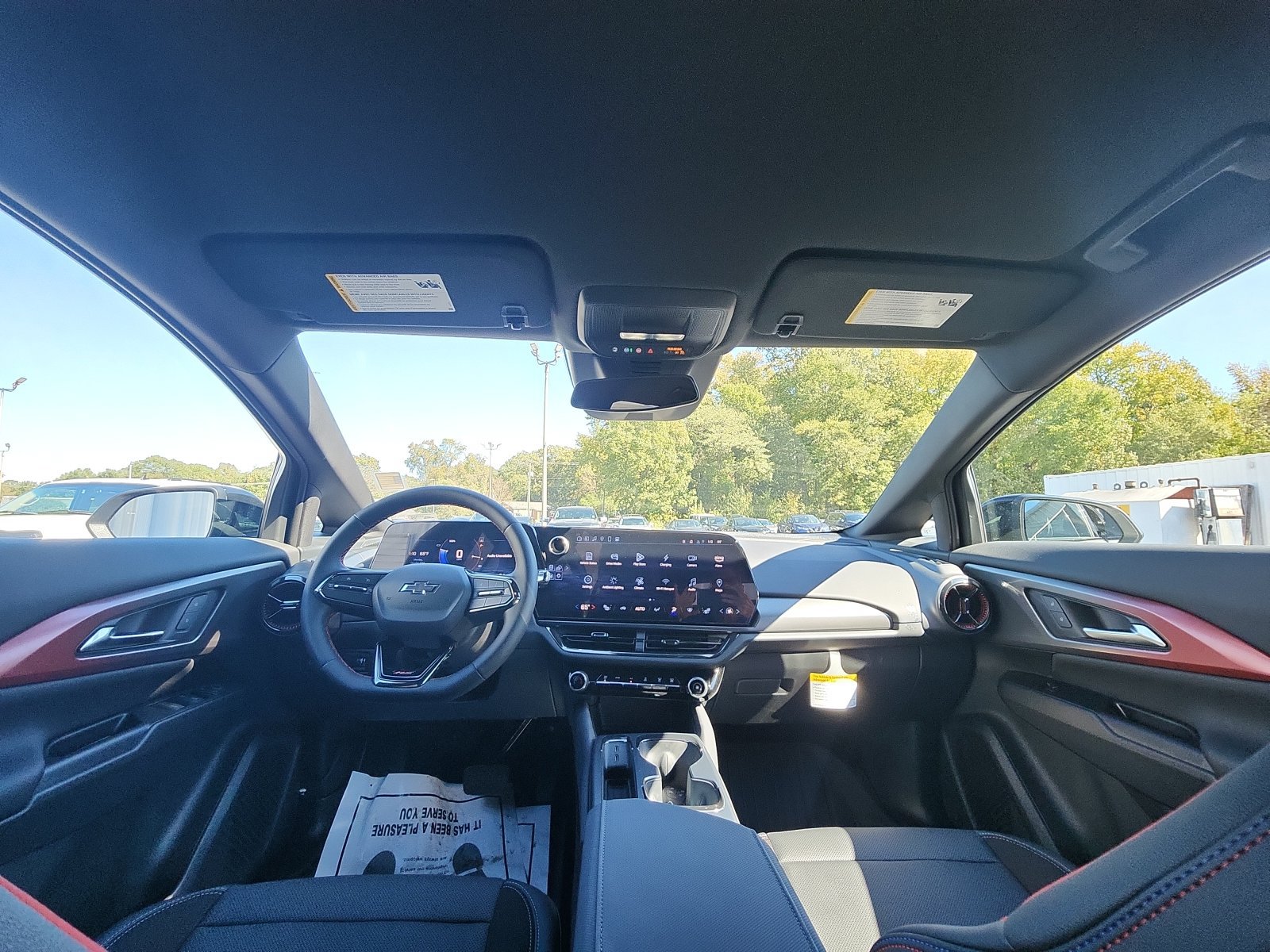 New 2025 Chevrolet Equinox EV RS AWD/4WD image 24