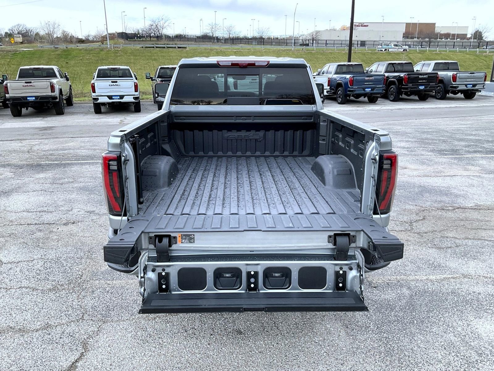 Certified 2024 GMC Sierra 2500 AT4 w/ AT4 Premium Plus Package AWD/4WD image 22
