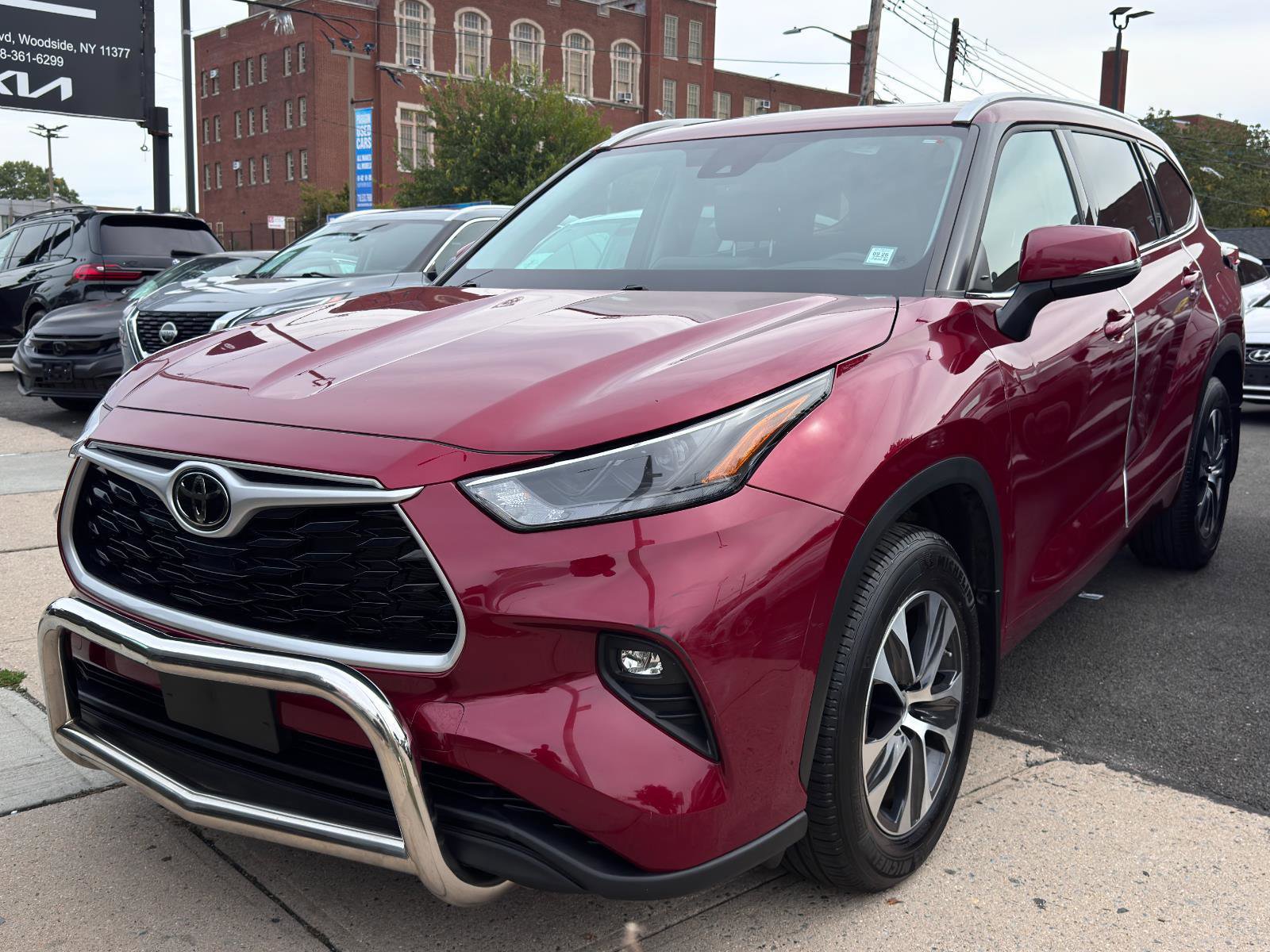 Used 2022 Toyota Highlander XLE