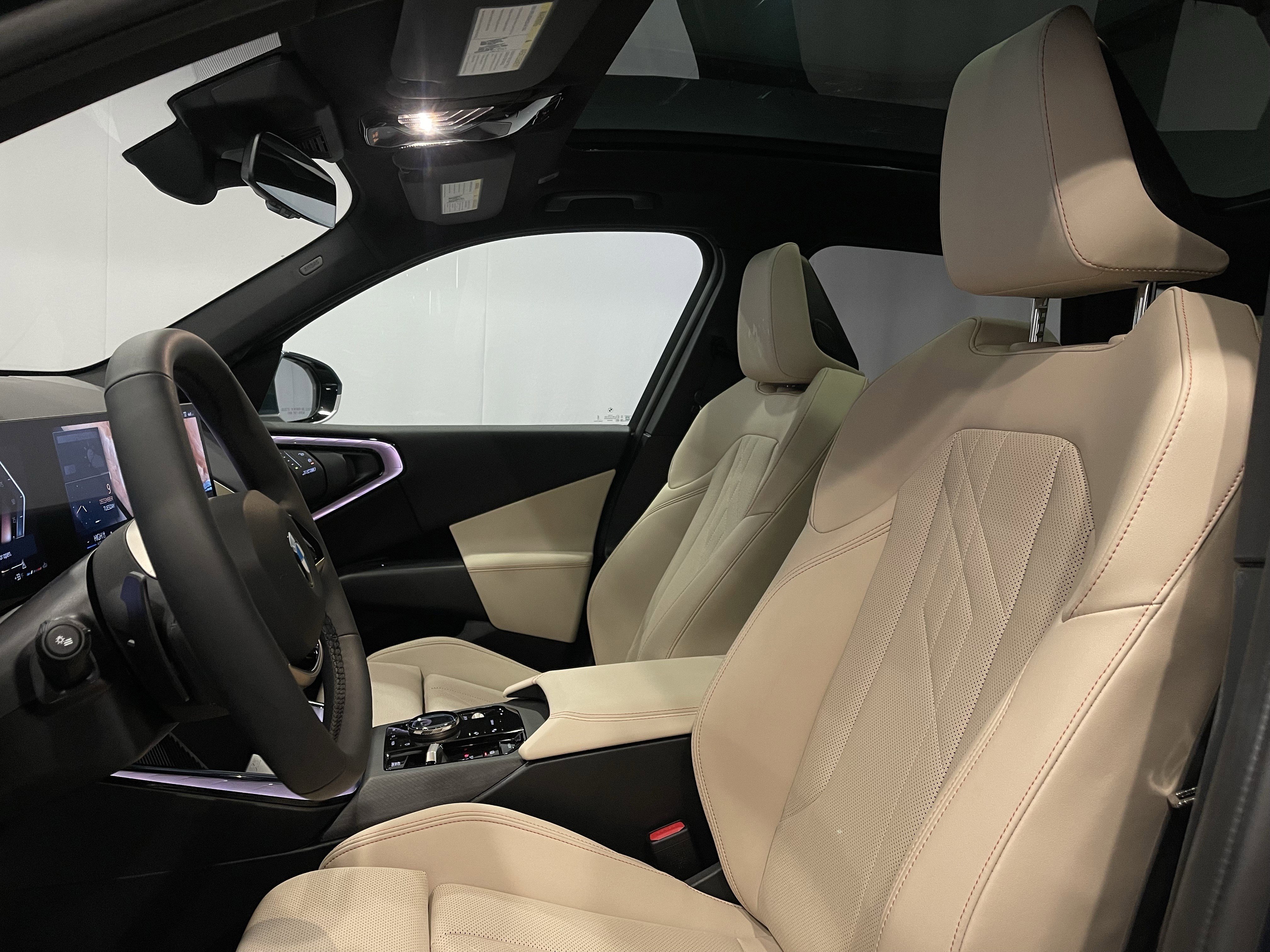 Certified 2025 BMW X3 xDrive30i w/ Convenience Package image 14