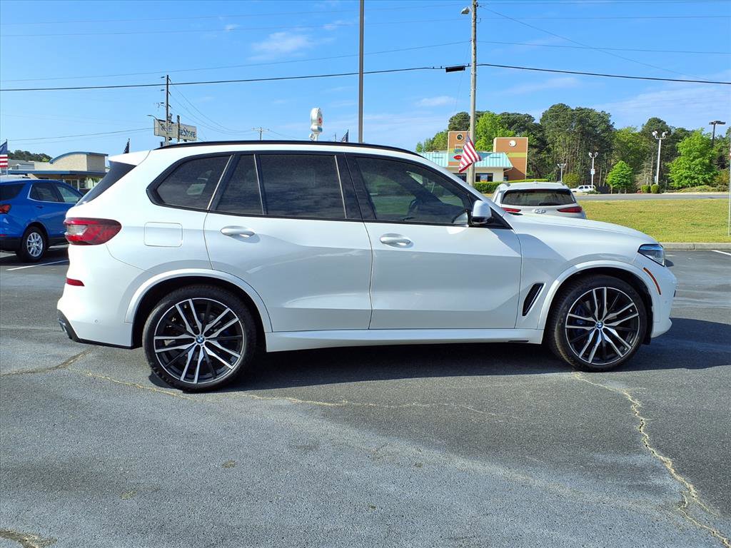 Used 2022 BMW X5 xDrive40i w/ M Sport Package image 18