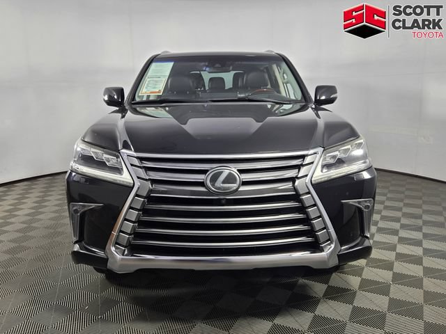 Used 2016 Lexus LX 570 4WD w/ Luxury Package image 2