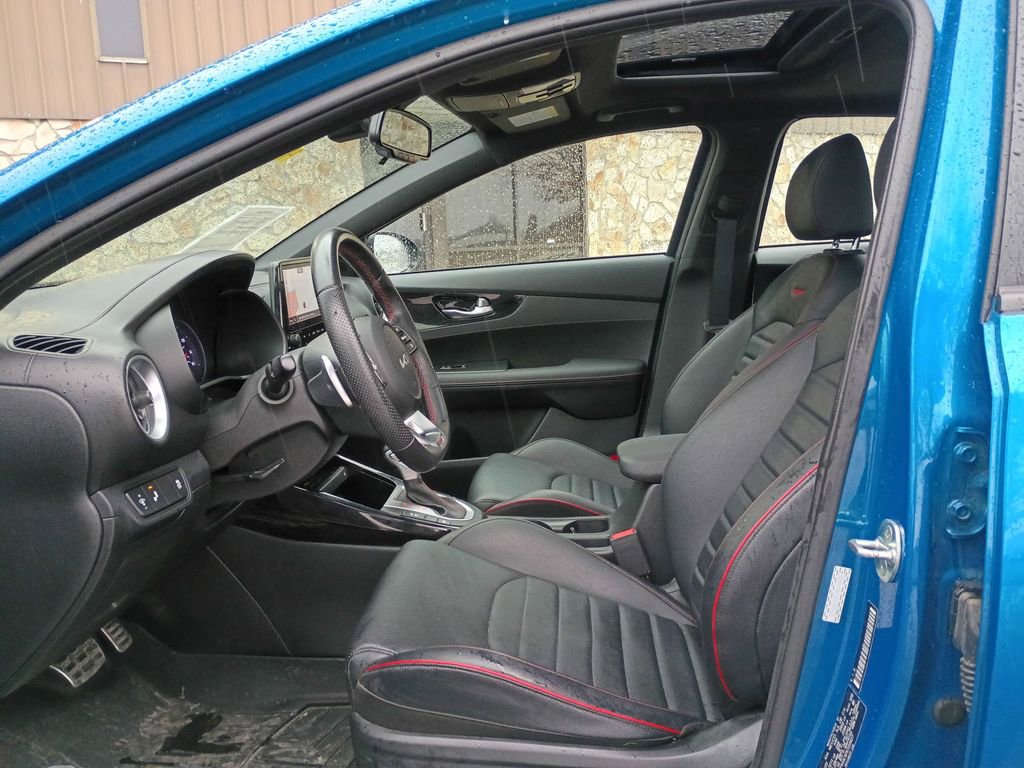 Used 2023 Kia Forte GT w/ GT2 Package image 12