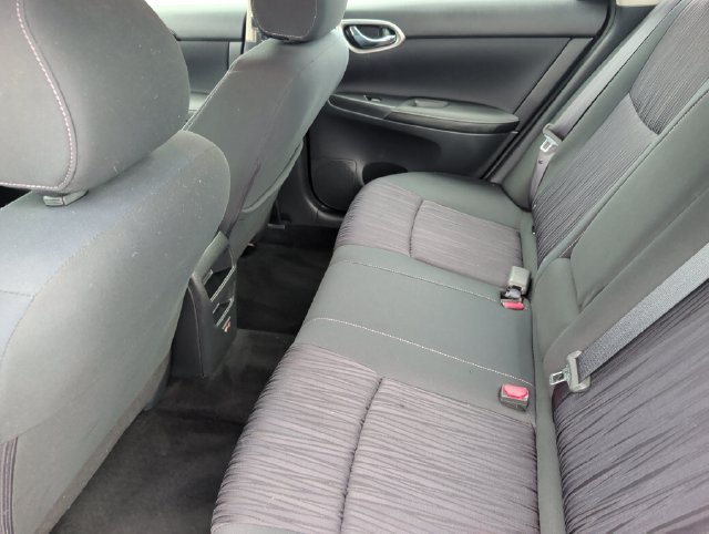 Used 2019 Nissan Sentra SV FWD image 12