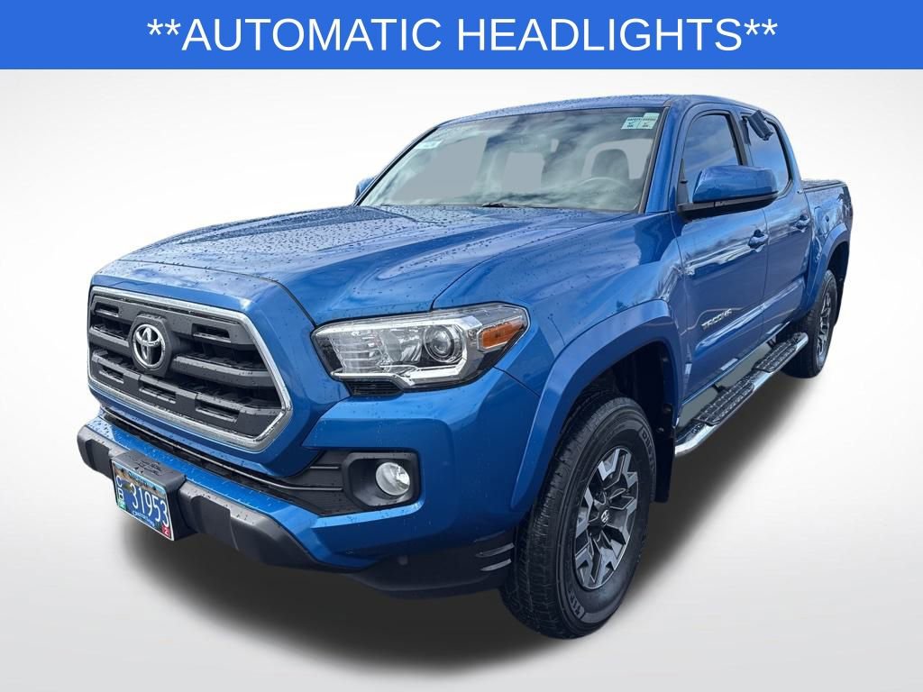 Used 2017 Toyota Tacoma SR5 w/ Tow Package image 3