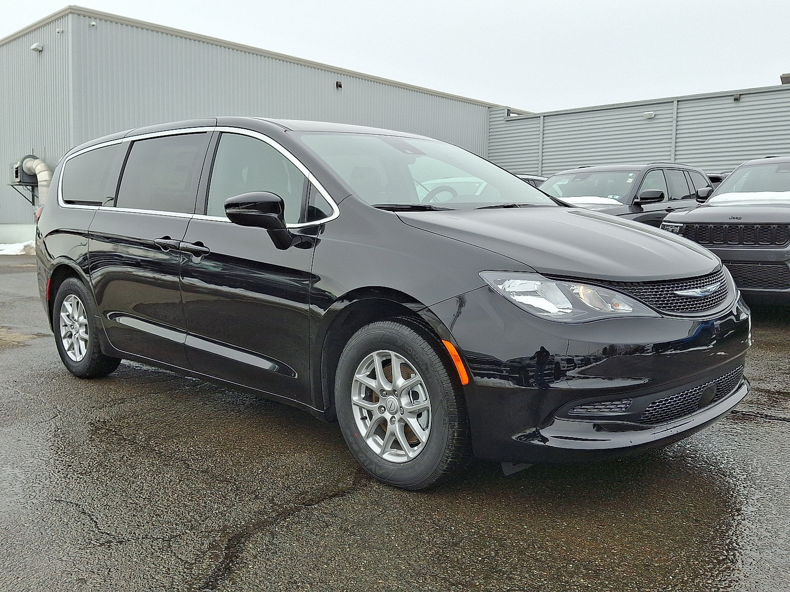 New 2026 Chrysler Voyager LX