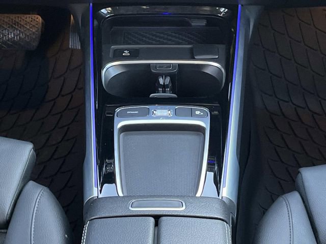 Used 2024 Mercedes-Benz GLB 250 image 17