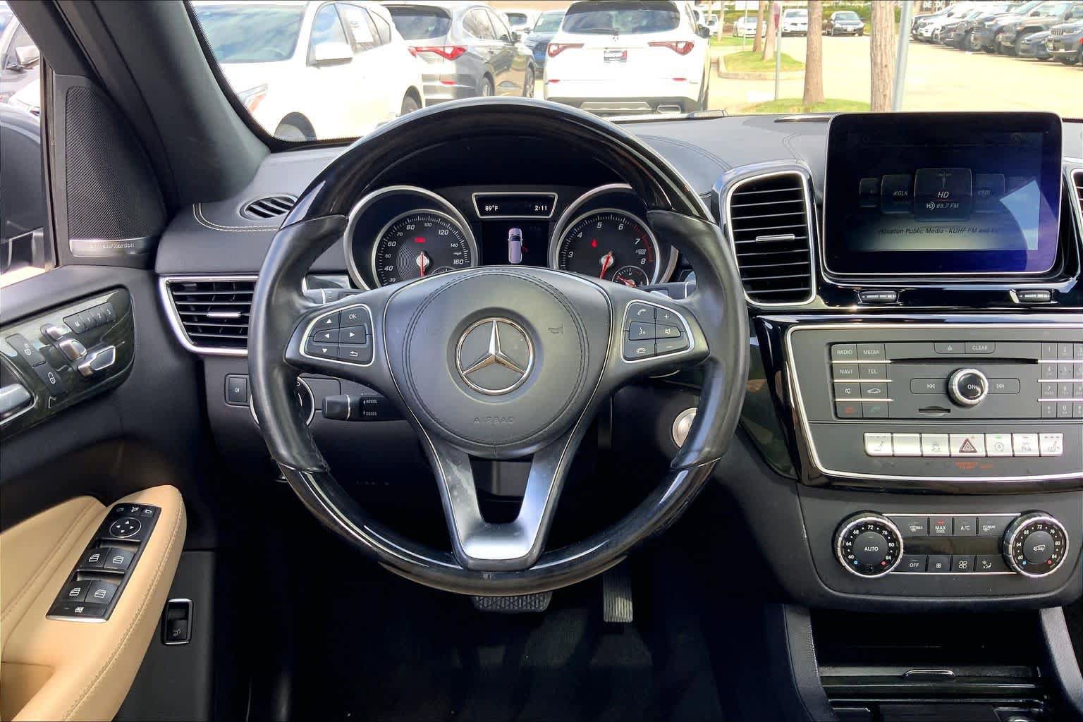 Used 2017 Mercedes-Benz GLS 450 4MATIC image 6