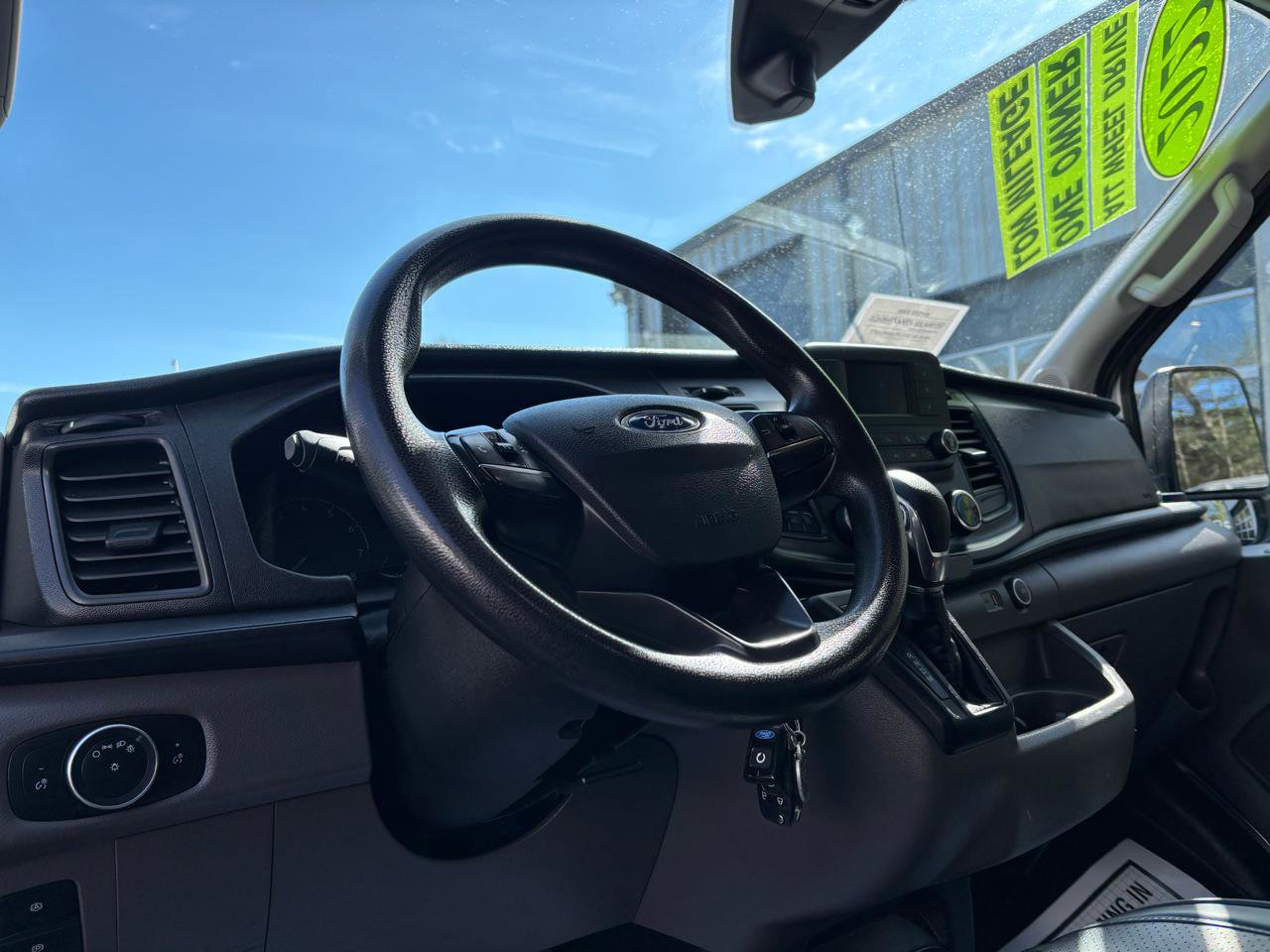 Used 2022 Ford Transit 250 Medium Roof AWD image 20