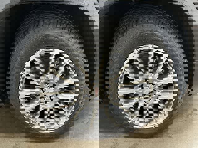 Used 2023 GMC Acadia Denali w/ Denali Ultimate Package image 5