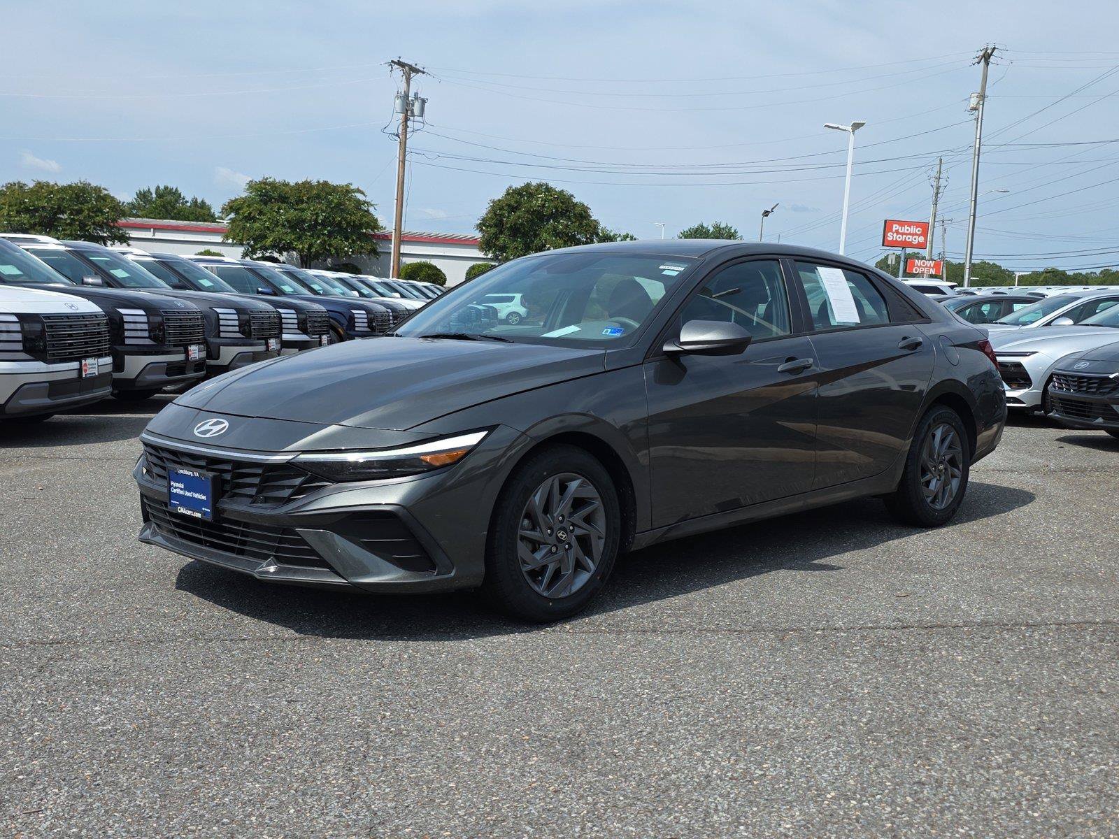 Used 2024 Hyundai Elantra SEL FWD image 2