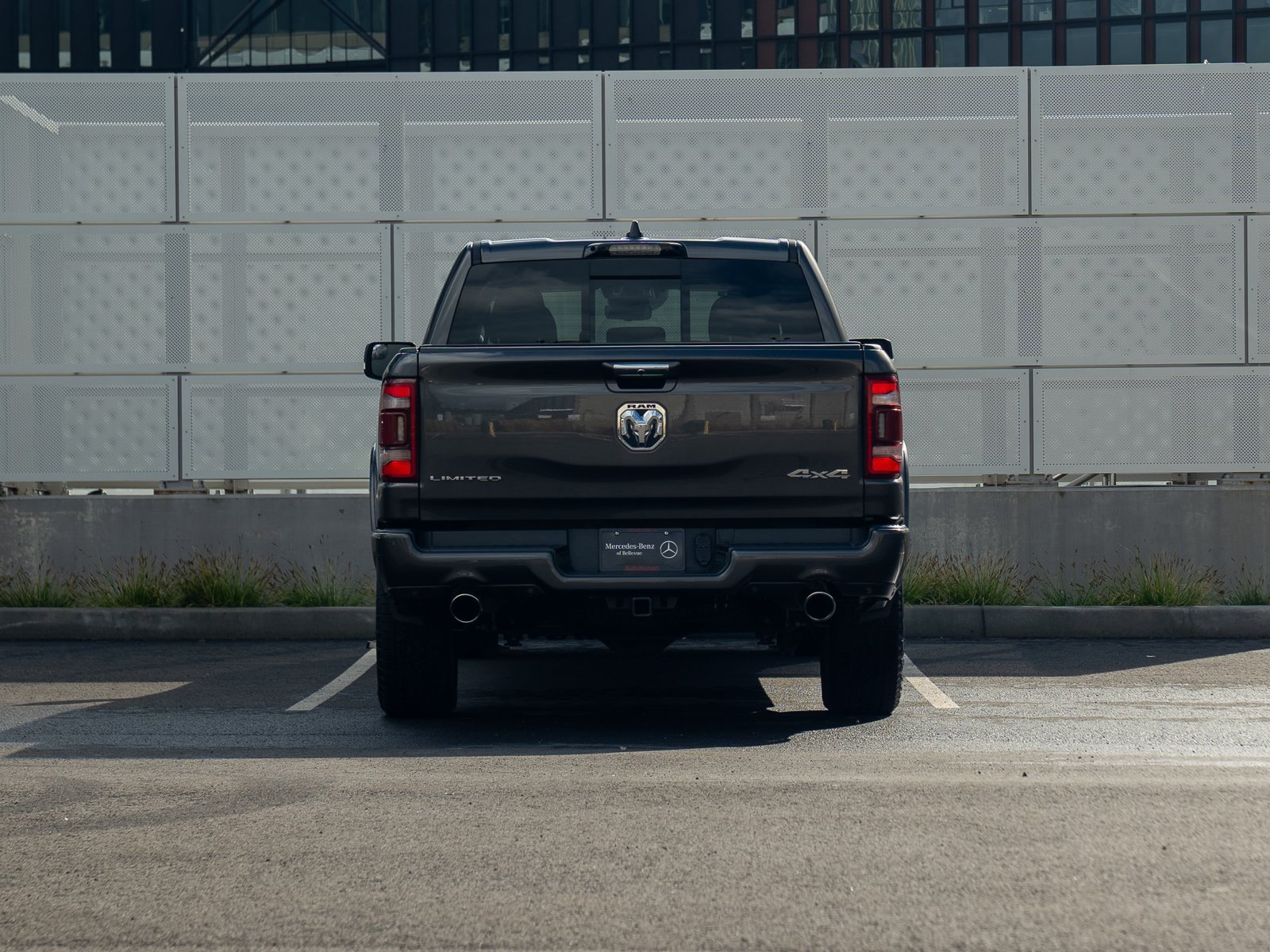 Used 2022 RAM 1500 Limited AWD/4WD image 6