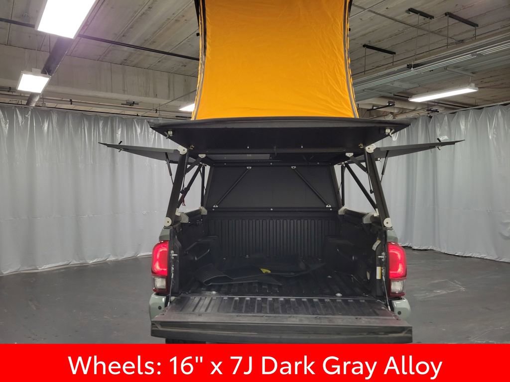 Used 2022 Toyota Tacoma SR5 w/ Trail Edition image 12