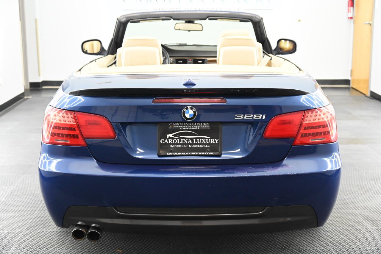 Used 2012 BMW 328i Convertible RWD image 4