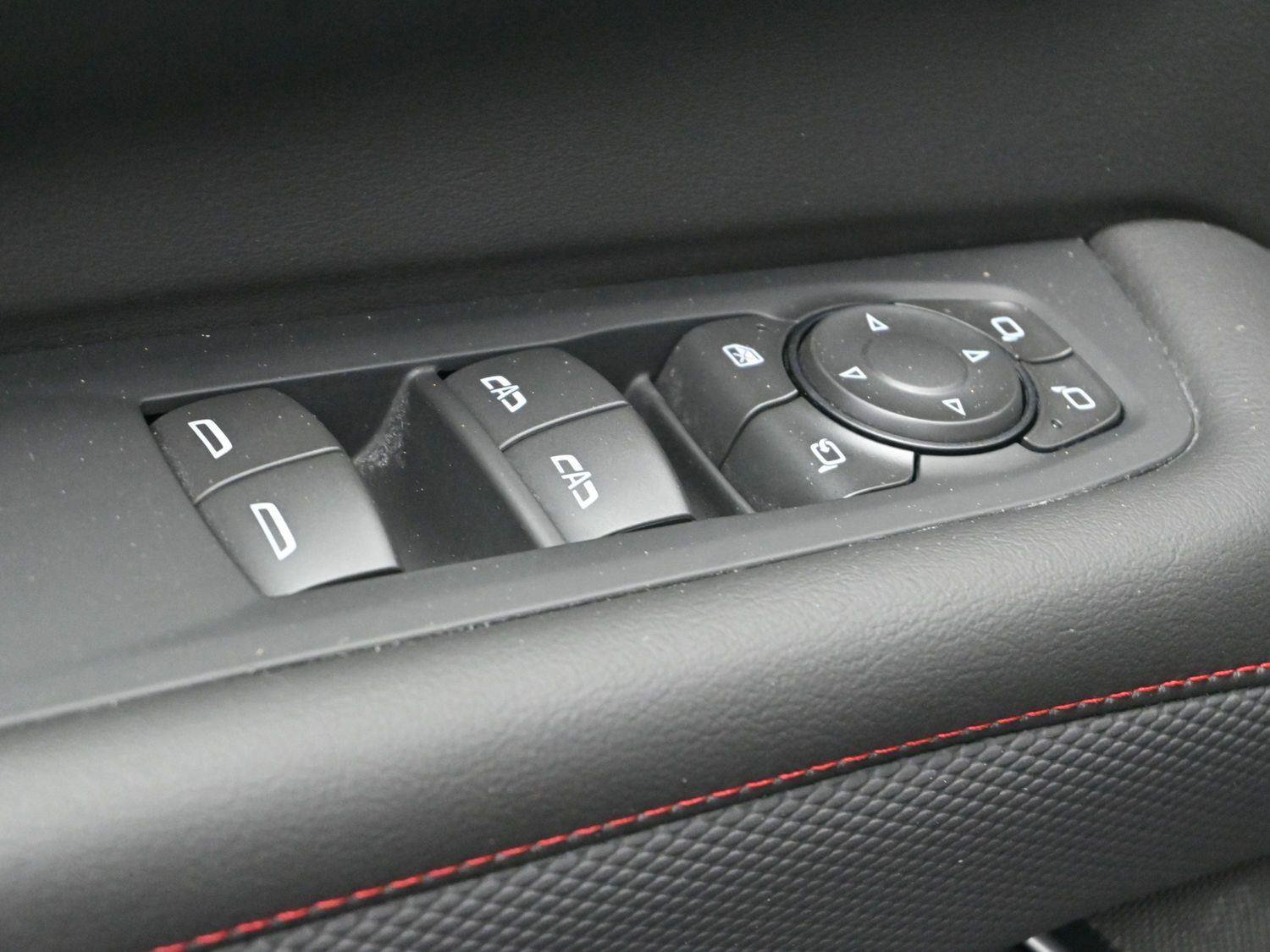 Used 2025 Chevrolet Tahoe RST w/ Advanced Technology Package image 15