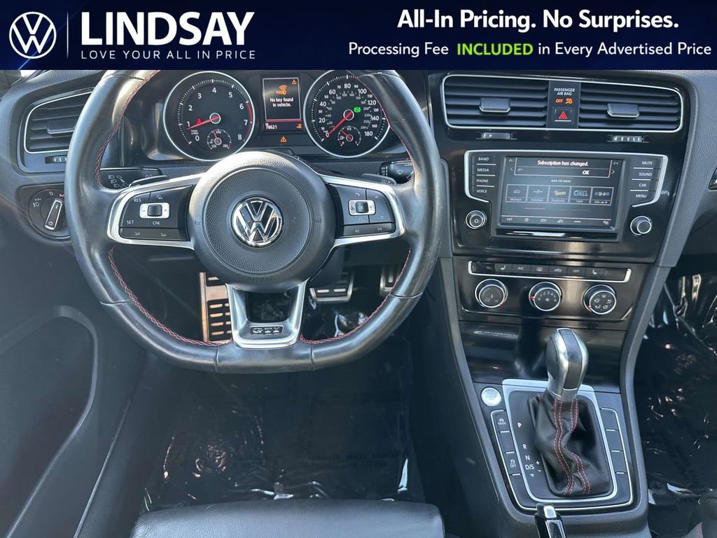 Used 2017 Volkswagen GTI SE image 10