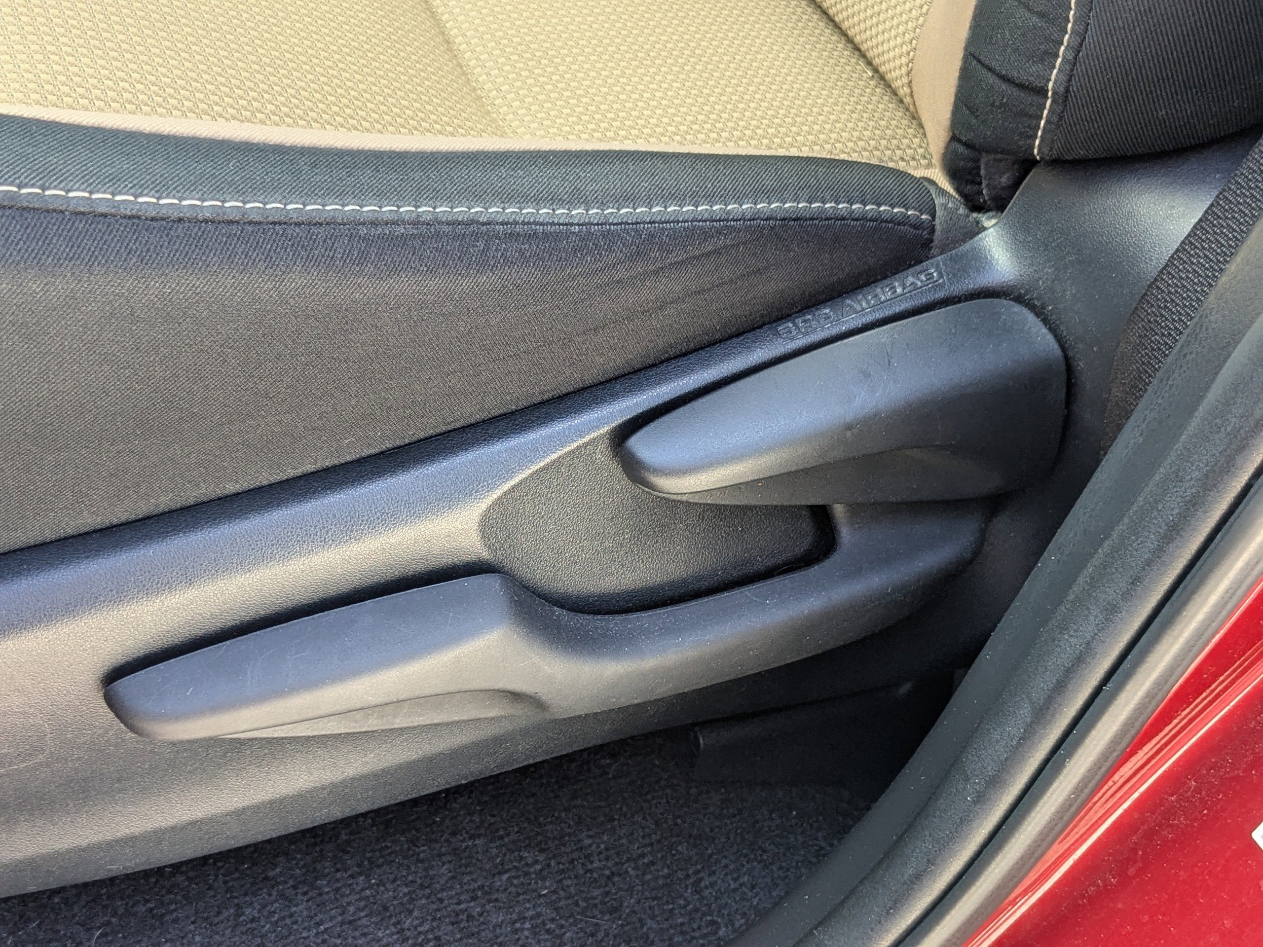 Used 2017 Toyota RAV4 XLE image 23