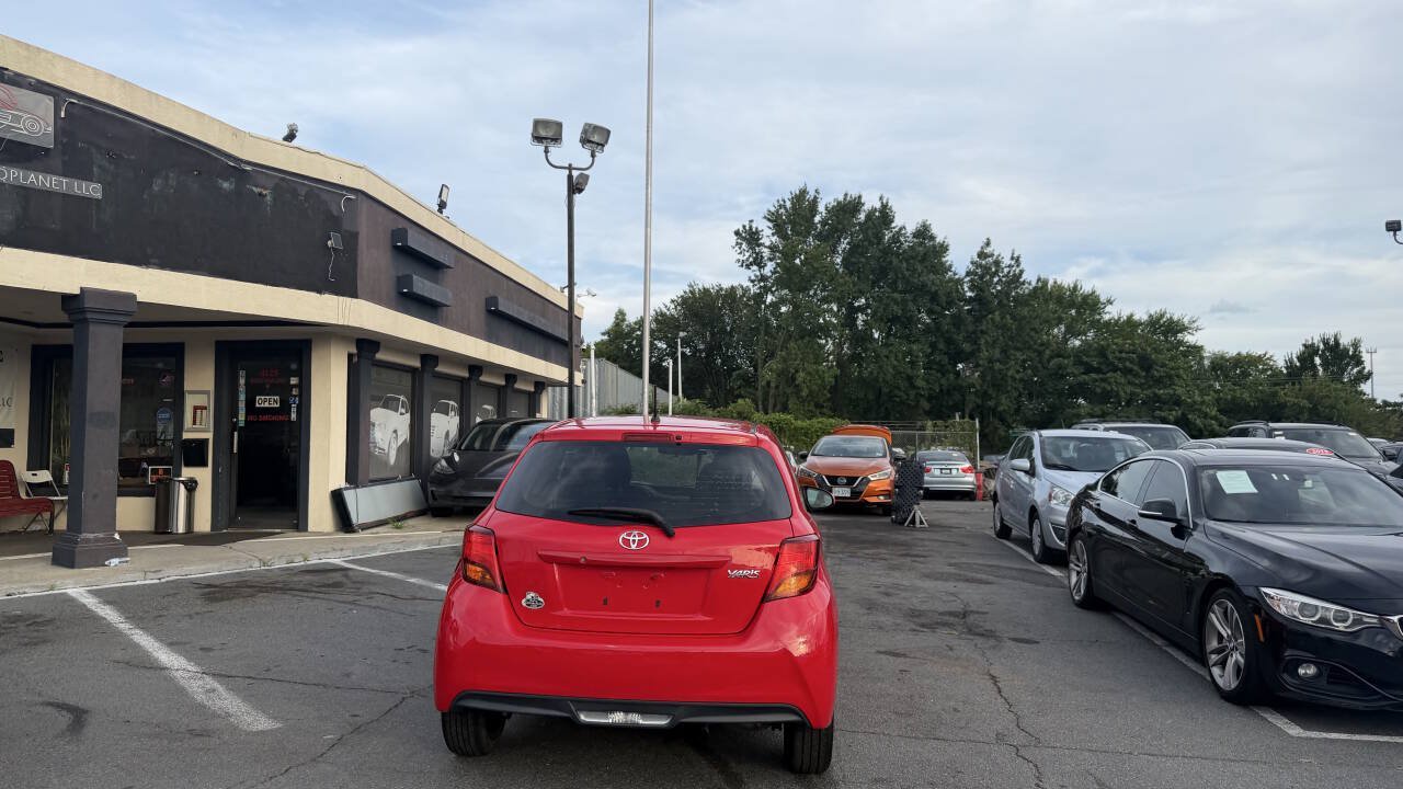 Used 2015 Toyota Yaris L FWD image 9