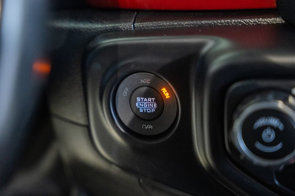 Used 2021 Jeep Gladiator Rubicon w/ LED Lighting Group AWD/4WD image 27