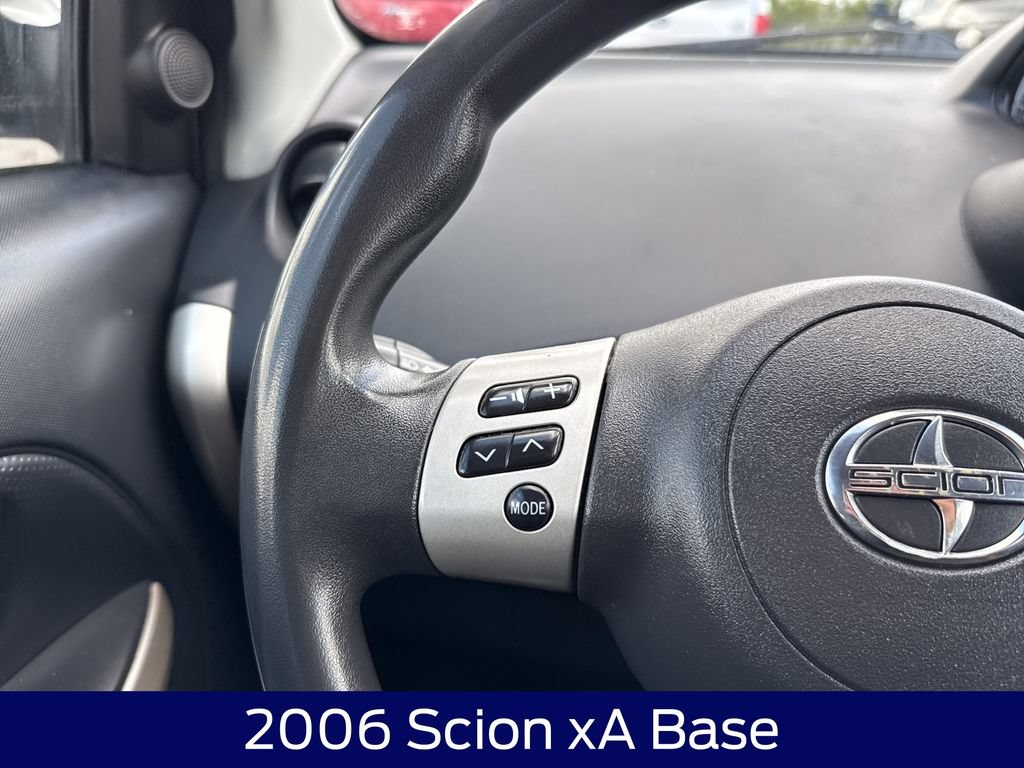 Used 2006 Scion xA FWD image 17