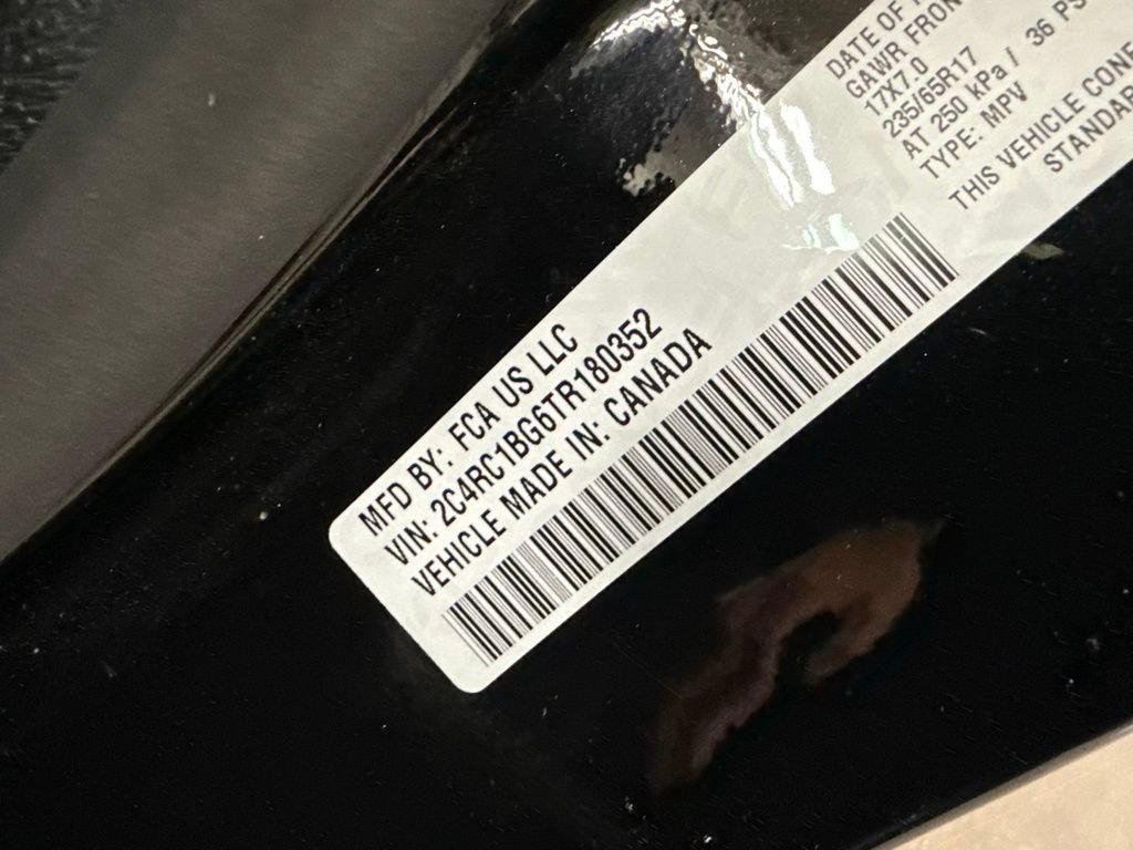 Used 2026 Chrysler Pacifica Select FWD image 10