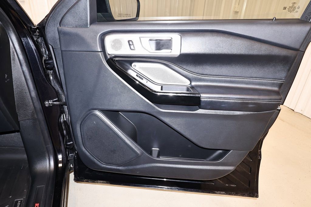 Certified 2022 Ford Explorer ST w/ Equipment Group 401A image 23