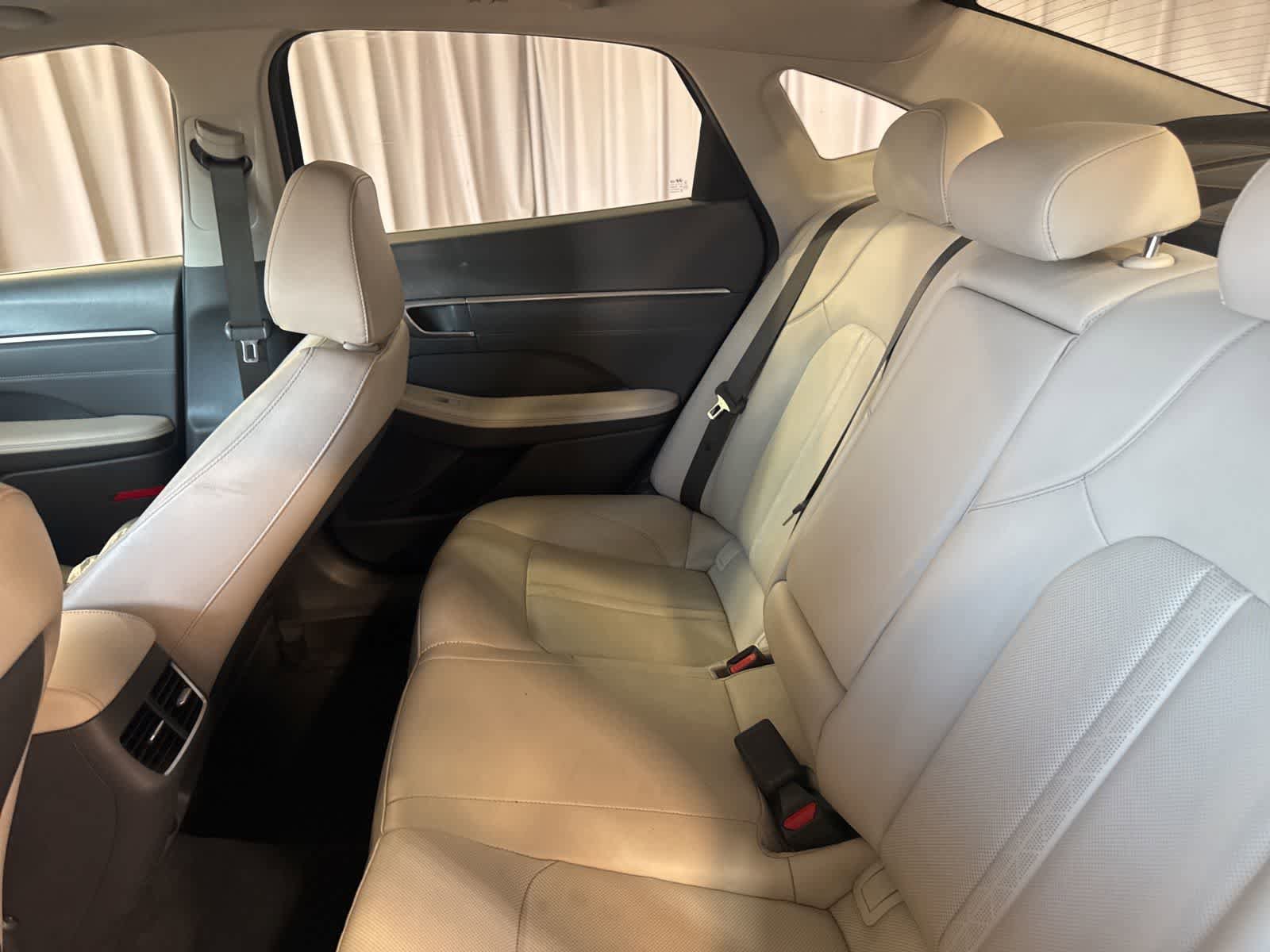 Used 2023 Hyundai Sonata Limited FWD image 16