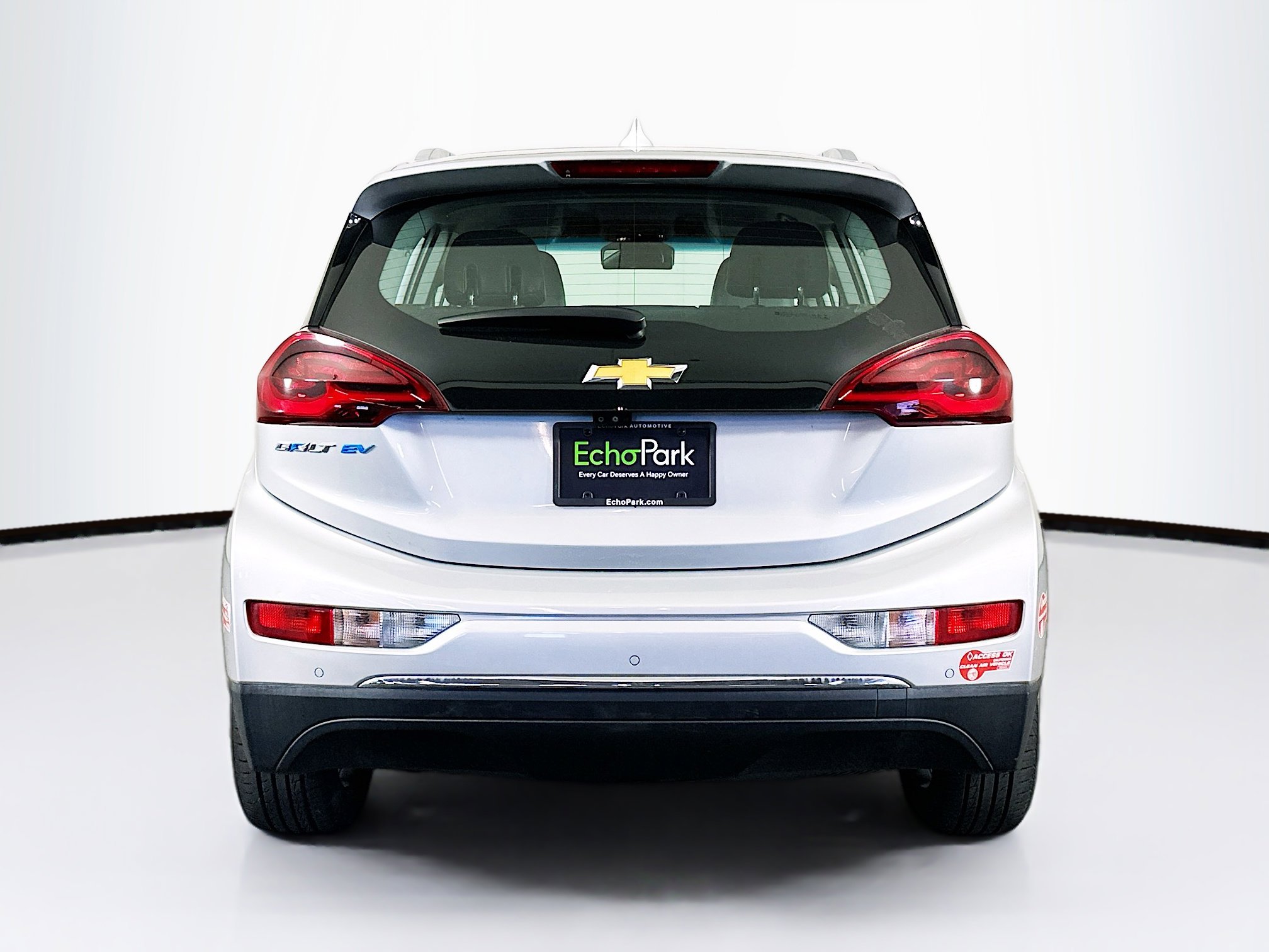 Used 2018 Chevrolet Bolt Premier w/ Driver Confidence II Package FWD image 7