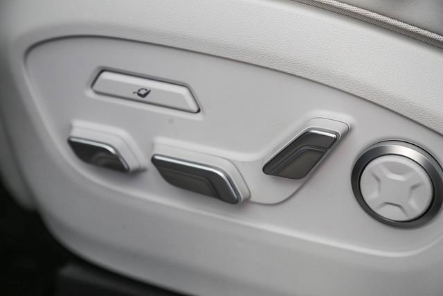 New 2026 Hyundai Ioniq 9 Limited image 25