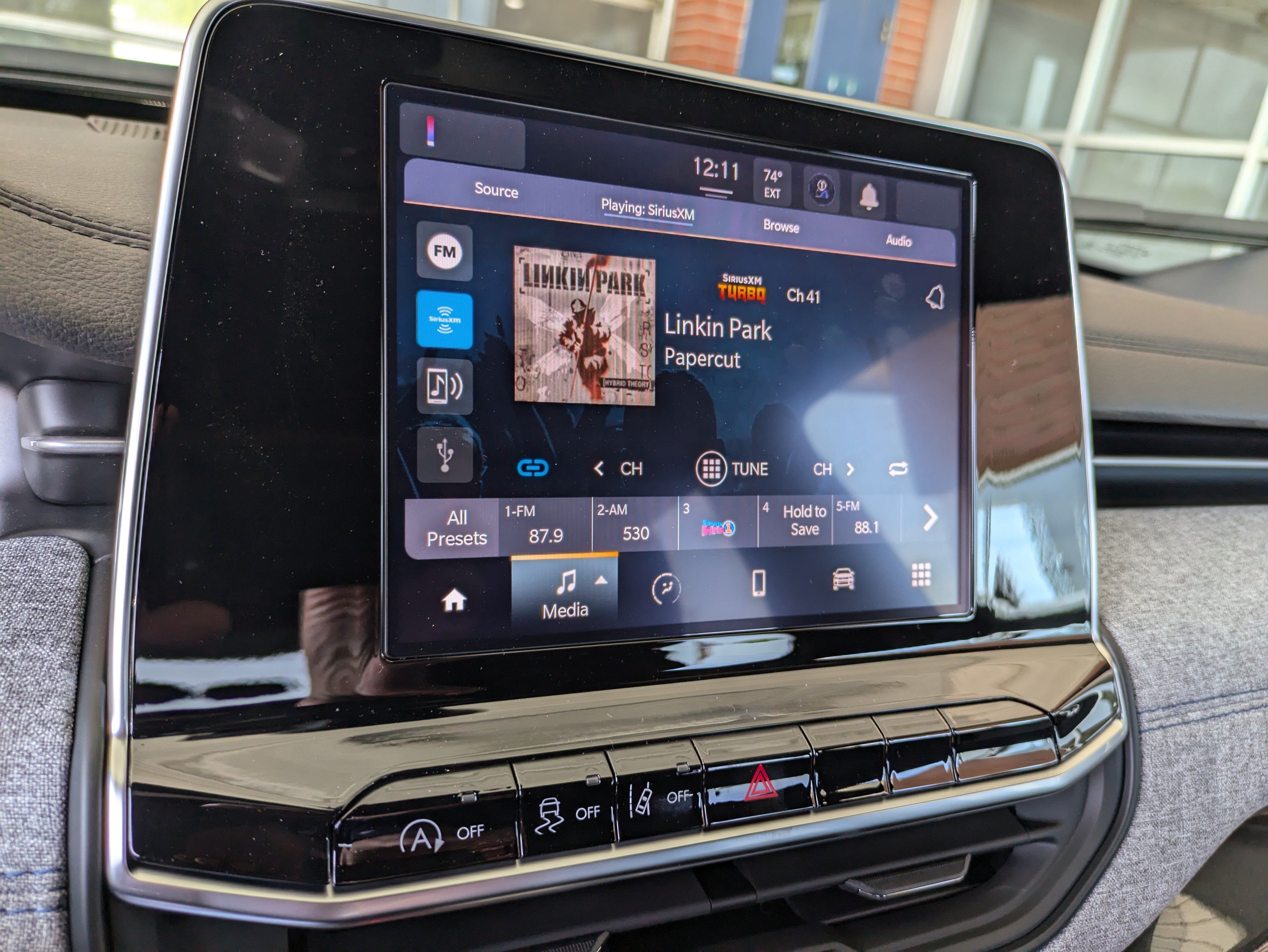 New 2025 Jeep Compass Sport AWD/4WD image 18