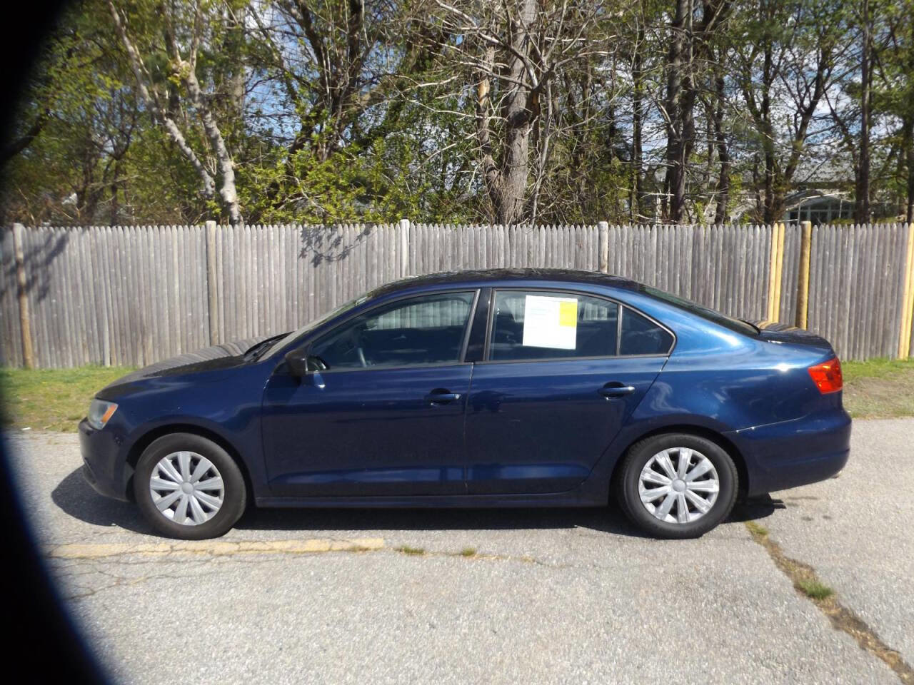 Used 2014 Volkswagen Jetta S FWD image 2