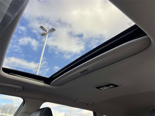 Used 2022 Kia Seltos EX image 25