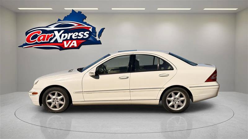 Used 2003 Mercedes-Benz C 240 Sedan w/ C2 Opt Pkg image 13